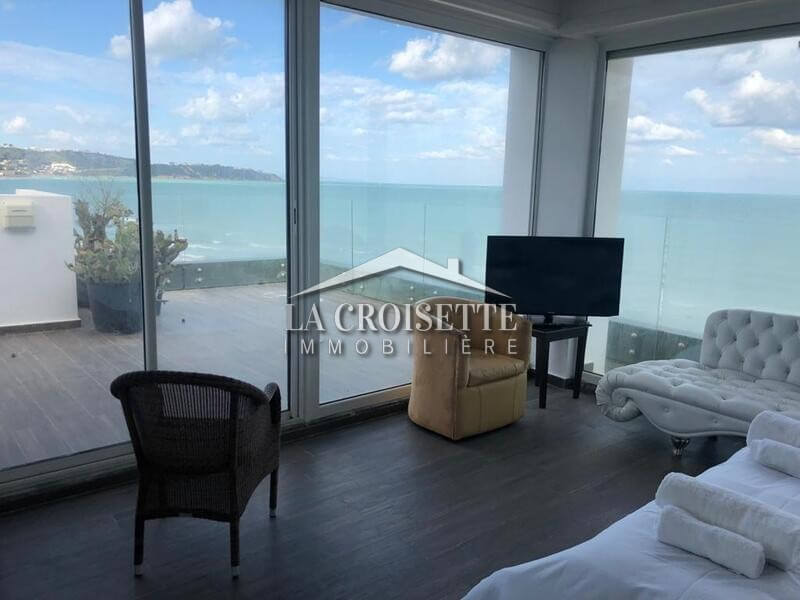 Penthouse S+3 meublé vue sur mer à La Marsa